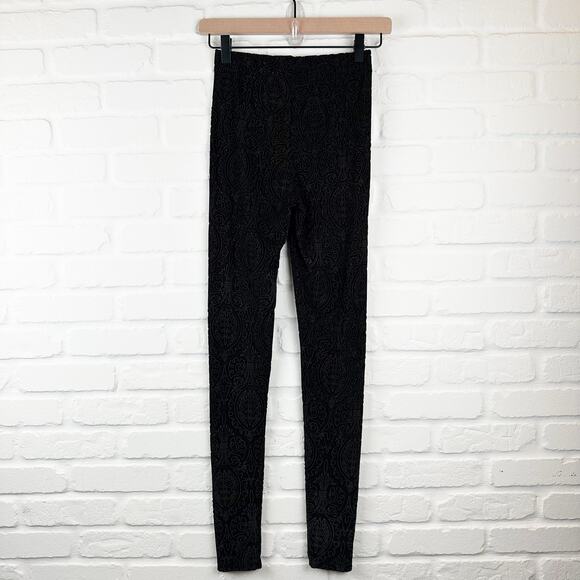 TopShop Burn Out Velvet Black Leggings Sheer Paisley Pattern Size 0 - Picture 2 of 10